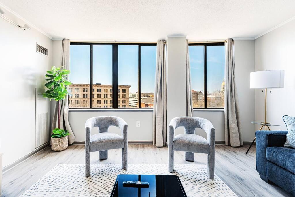 Modern Dwntn Hartord Xl Center Gym Appartement